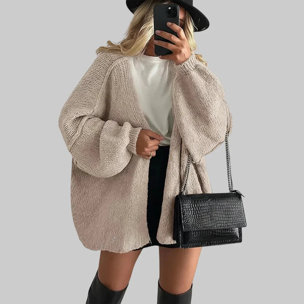 Ameliya | Oversized Knit Cardigan
