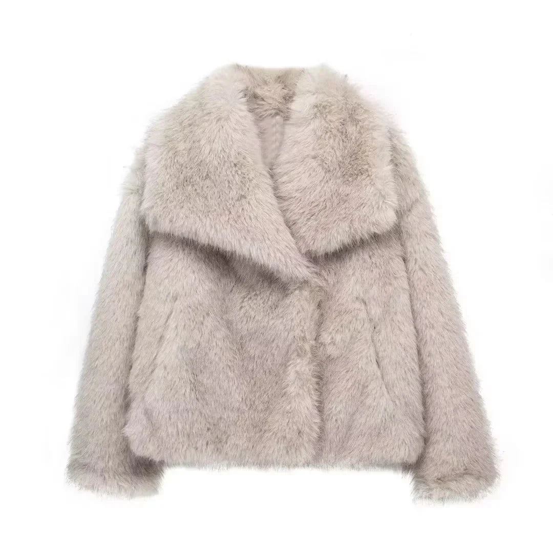 Era | Oversized Fur Coat
